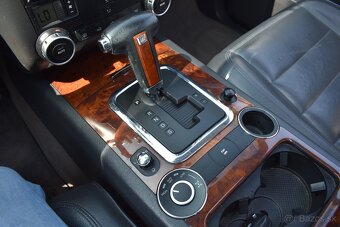 Volkswagen Touareg 3,2 LPG 4x4 A/T - 10