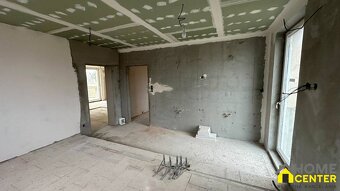 PREDAJ : RODINNÝ DOM, KOMÁRNO - NOVÁ STRÁŹ - 10