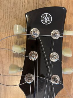 Yamaha elektricka gitara - 10