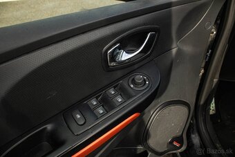 Renault Clio 1.6 Turbo R.S. EDC - 10