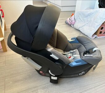 Kočík Kinderkraft Nea s UNI adaptérmi - 10