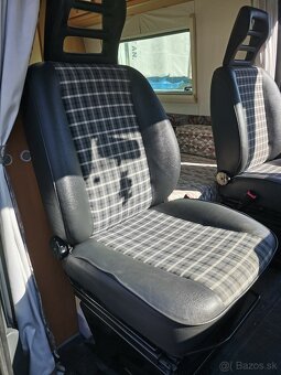 Predam na Fiat Ducato predne sedacky - 10