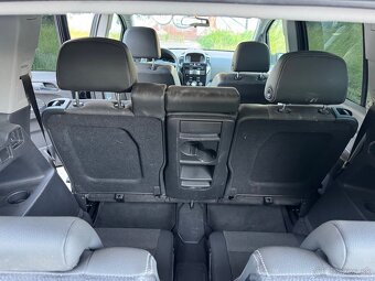 Opel Zafira – 2.2 benzín 2008 - 10