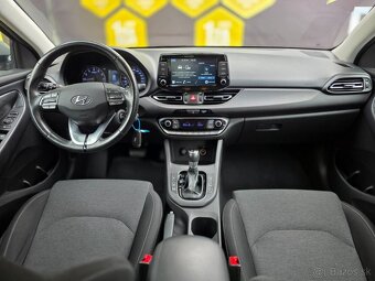 Hyundai i30 CW 1.5 T-GDi mHEV Family DCT - 10
