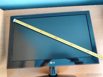 Predám monitor LG - 10