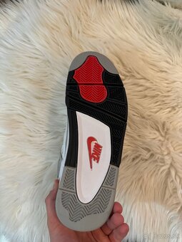 Jordan 4 - 10