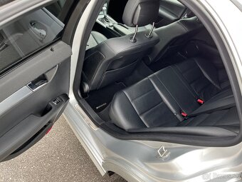 Mercedes W204 AMG - 10