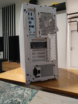 Intel i5-13600KF / GIGABYTE RTX 3060 Ti OC / 32GB RAM DDR5 - 10