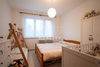 (REZERVOVANÉ)3 IZBOVÝ BYT, ŽILINA - HLINY 7, BALKÓN, 65m2 - 10