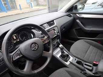 Škoda Octavia 1.6 TDI Elegance - 10