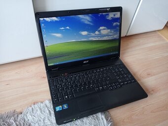 predám Acer extensa 5635 / 3gb ram / 250gb hdd /Windows xp - 10