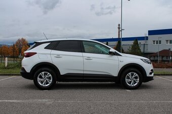 Opel Grandland X 1.2 Turbo - TOP STAV - 10