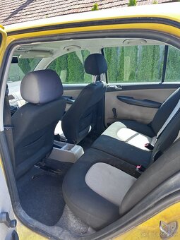 Škoda fabia 1.2 - 10