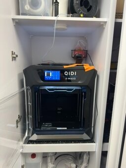 Skriňa na 3D tlačiareň s výsuvným mechanizmom. - 10