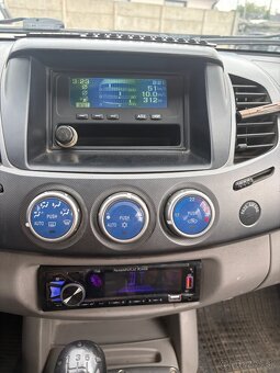 Mitsubishi L200 navijak nova stk ek - 10