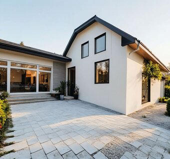 Rodinný dom vhodný na podnikanie s výbornou polohou - 10