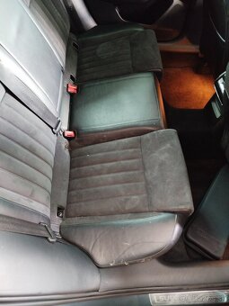 Dvere Superb 3 sedadlá - 10