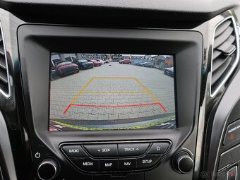 Hyundai i40 WG 1.7CRDi 104kW NAVI ČR 1MAJITEL SERVISKA - 10