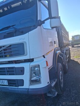 Predam techniku kamion auto 8x4 - 10