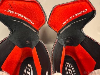 BRUSLE CCM JETSPEED FT 475 VEL. 44,5/9 WIDE - 10