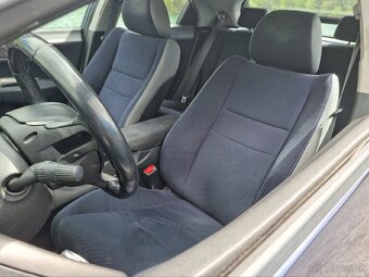 Honda Civic 2.2I-CDTi - 10