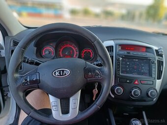 Kia Cee'd SW facelift 1.6 CRDi 85kw - 10