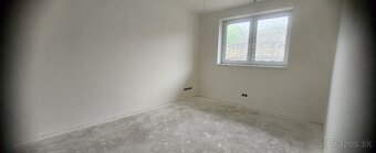 Ponúkame na predaj 4 izb.bungalov v obci Brezovička. - 10