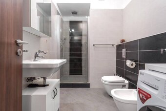 Exkluzívny 2-izb byt na prenájom – Ružinov, (Jégého Alej) s  - 10