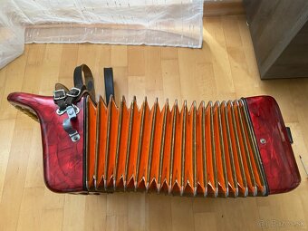 Heligonka Hohner Club lllM CF Trojhlas + kniha - 10