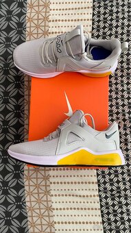 Nike Air Max Bella TR 5 - 10