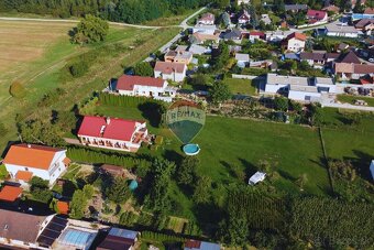 Rodinný dom s 15 á pozemkom na predaj v obci Šoporňa, okres - 10