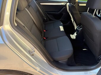 Skoda Octavia combi 2,0 TDi 4x4 - 10
