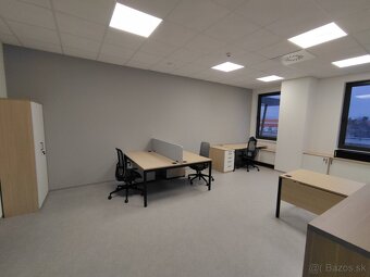 Spolupráca – montáž nábytku a sťahovanie firiem - 10