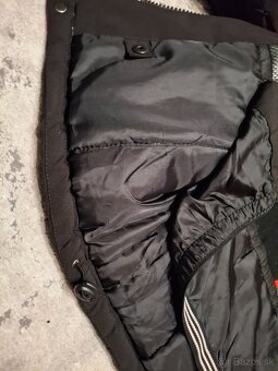 Zimná lyžiarska bunda výborný stav - 10