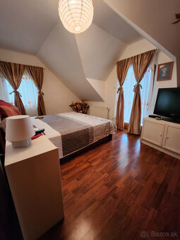 Novší, poschodový rod.dom M.Lapáš na 11á pozemku - 10