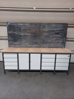 Pracovný stôl - 10