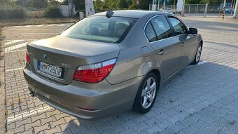 BMW 530i xDrive INDIVIDUAL - 10