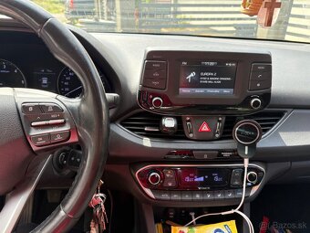Hyundai i30 - 10