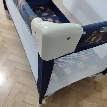 Cestovná skladacia postieľka - 10