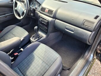 ŠKODA OCTAVIA 1.6 75KW TOUR - 10