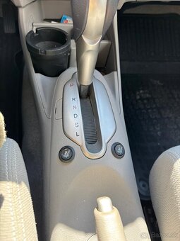 Honda Insight Hybrid 1.3 - 10