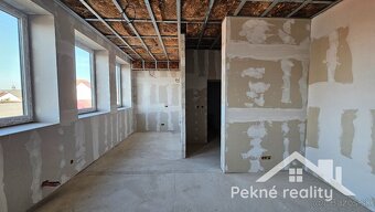 Predaj 3 izbového bytu s balkónom v priamom centre mesta Zvo - 10