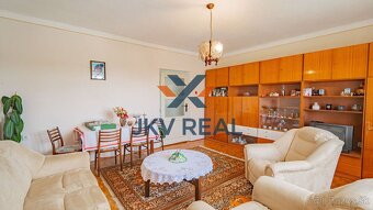 JKV REAL ponúka na predaj rodinný dom na priestrannom pozemk - 10