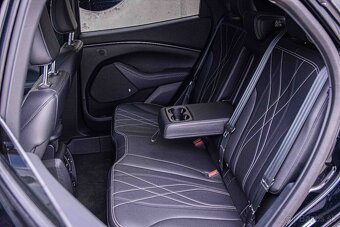 Ford Mustang Mach-E / ODPOČET - 10