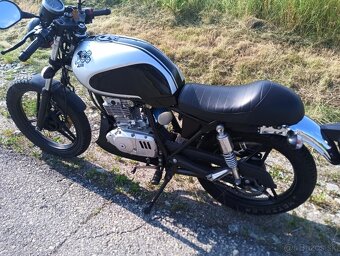 Yuki Sport II cafe racer, nová STK na 4 roky - 10