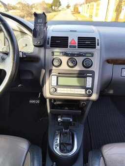 VW Touran Cross 2.0 automat NOVÁ STK - 10