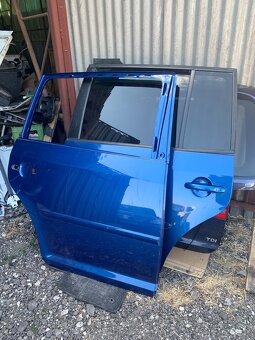 Predam VW Touran Dvere predne, zadne - 10