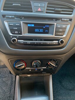Hyundai i20 - 10