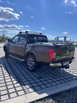 Nissan Navara DoubleCab 2.5 dCi LE A/T Long - 10
