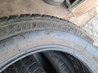 225/60 r17 brigestone - 10